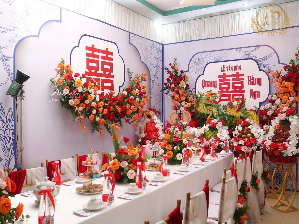 Top 50+ mẫu gia tiên đẹp tone đỏ 05