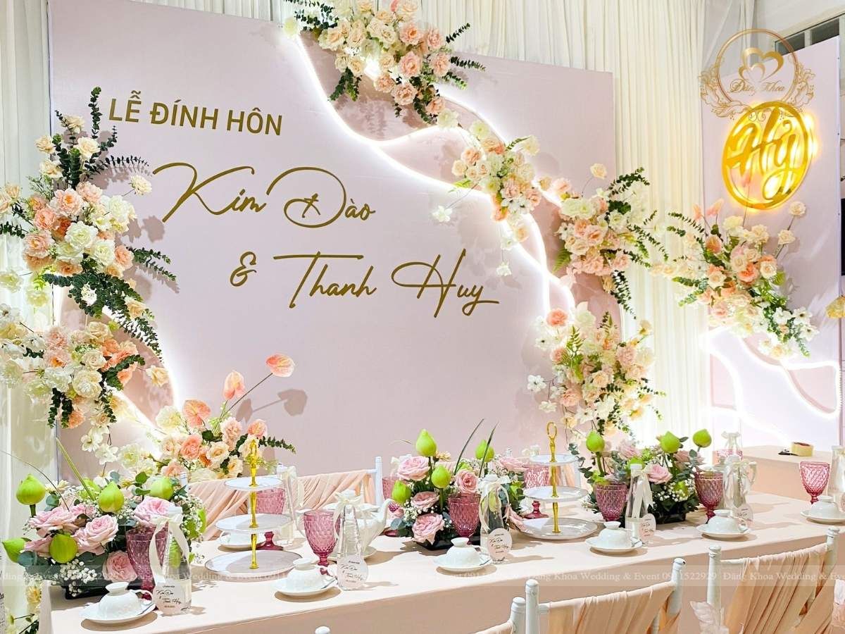 Top 50 mẫu gia tiên tone hồng 08