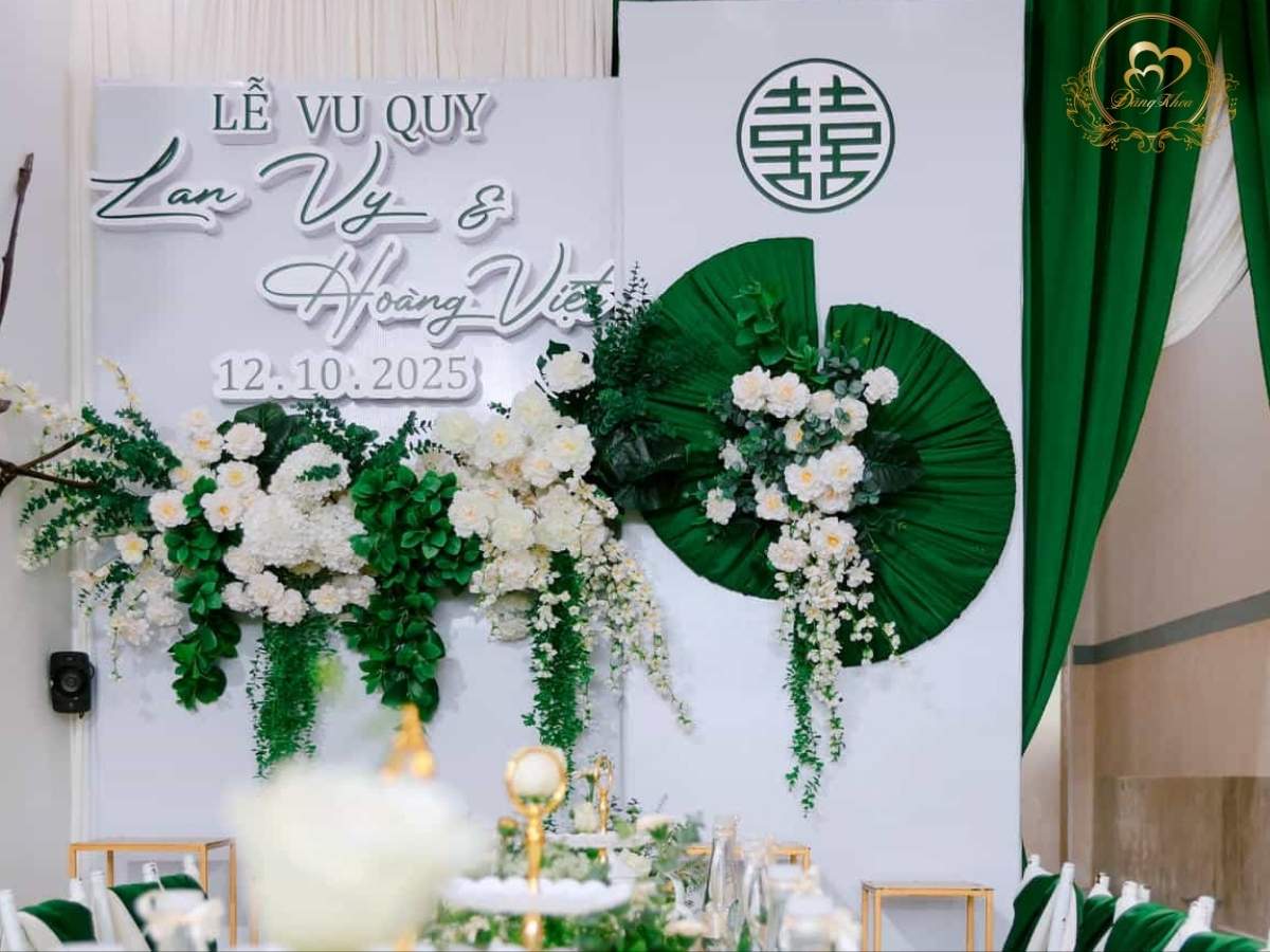 Top 50+ mẫu gia tiên đẹp tone trắng xanh 02