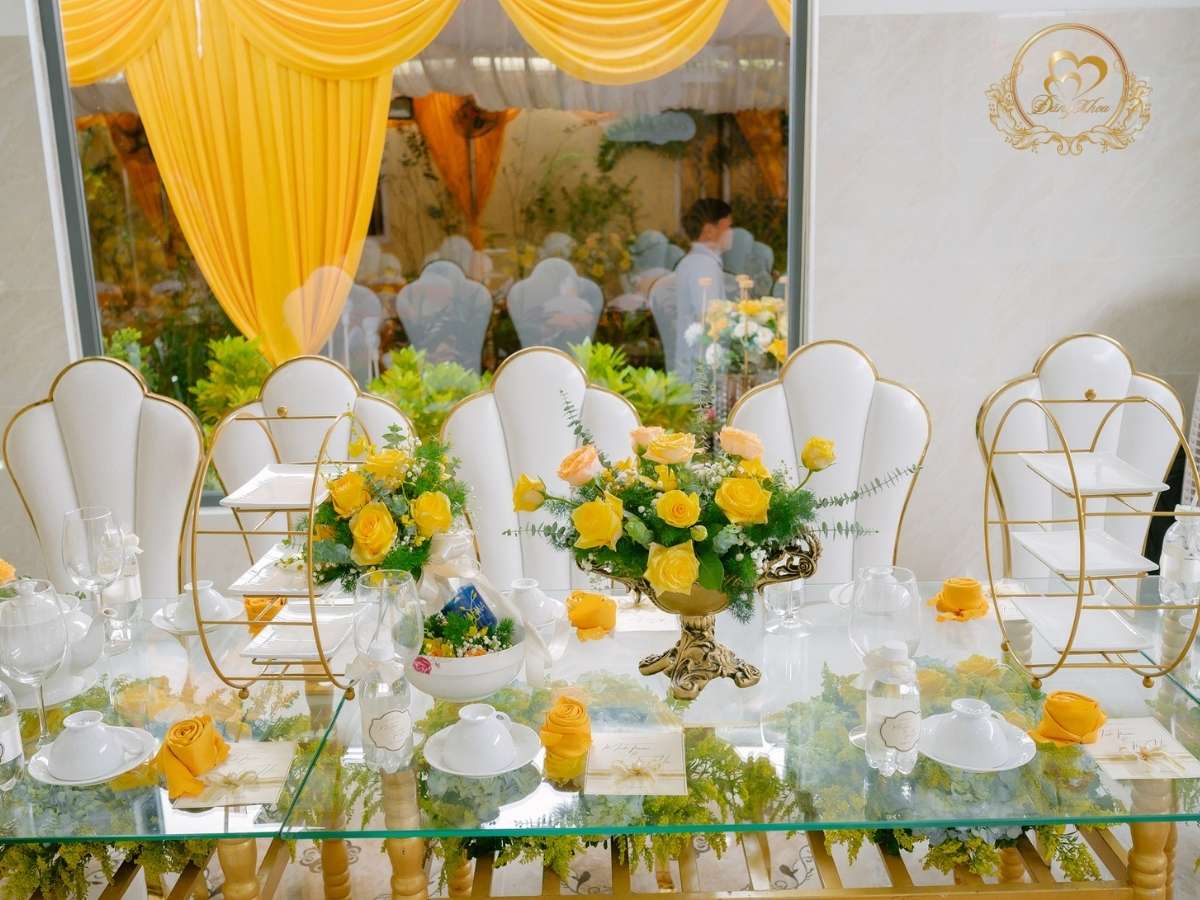 cuoihoidangkhoa-ghehoangiaLouis