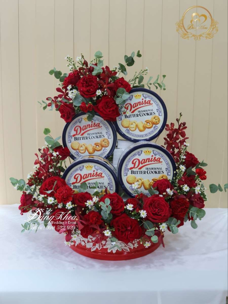 cuoihoidangkhoa-mambanhdanisatonedo01