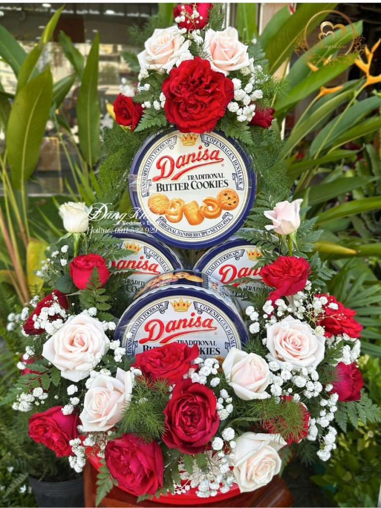 cuoihoidangkhoa-mambanhdanisatonedo02