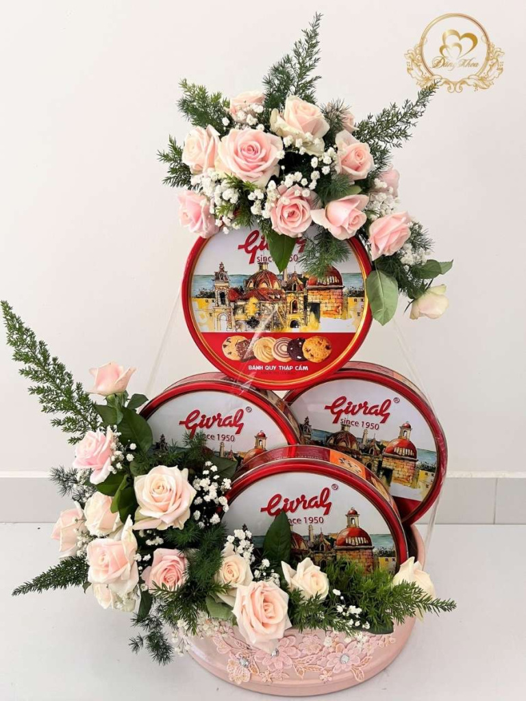 cuoihoidangkhoa-mambanhhoptonehong02