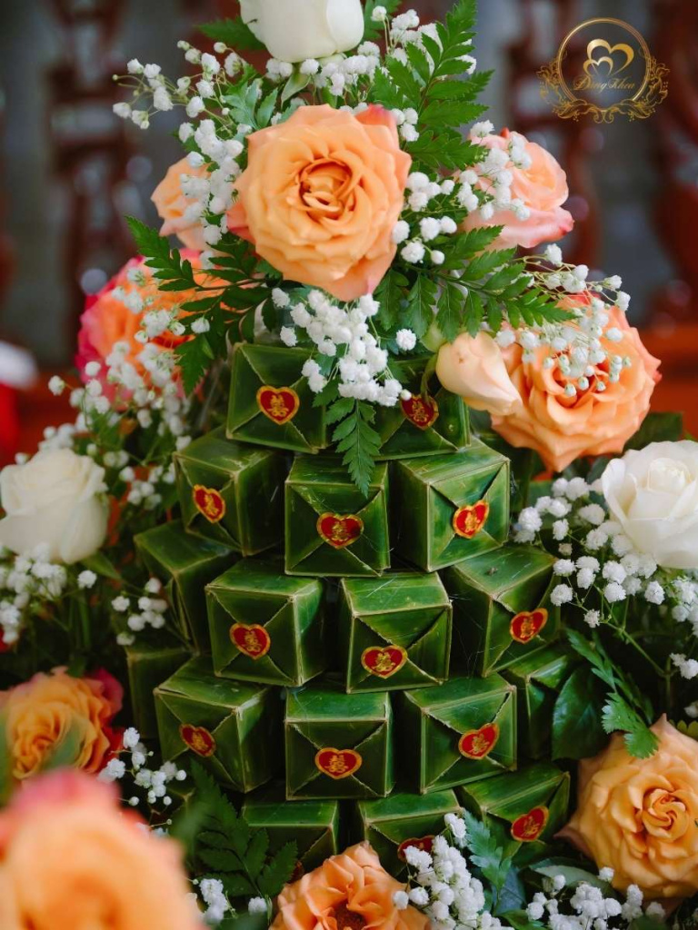 cuoihoidangkhoa-mambanhphuthetonecam