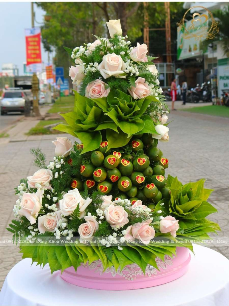 cuoihoidangkhoa-mamtraucautonehong01