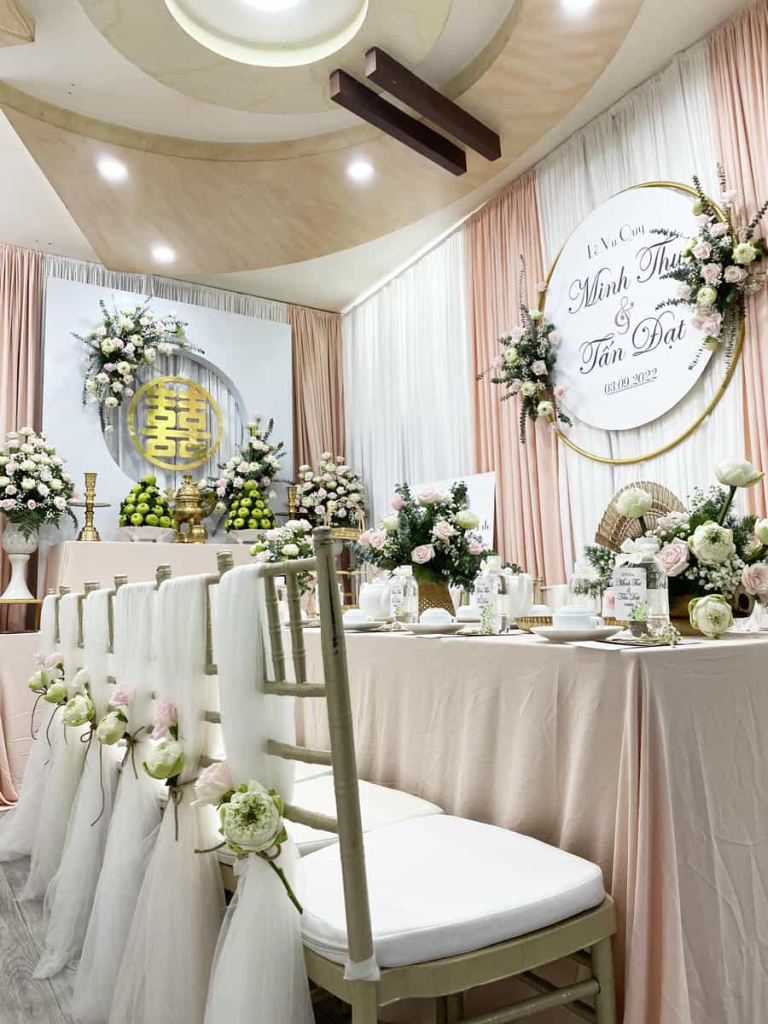 cuoihoidangkhoa-giatientonehong02