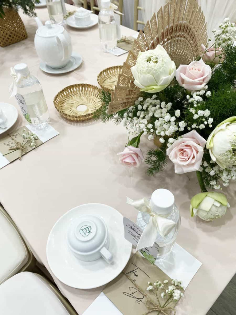 cuoihoidangkhoa-giatientonehong02