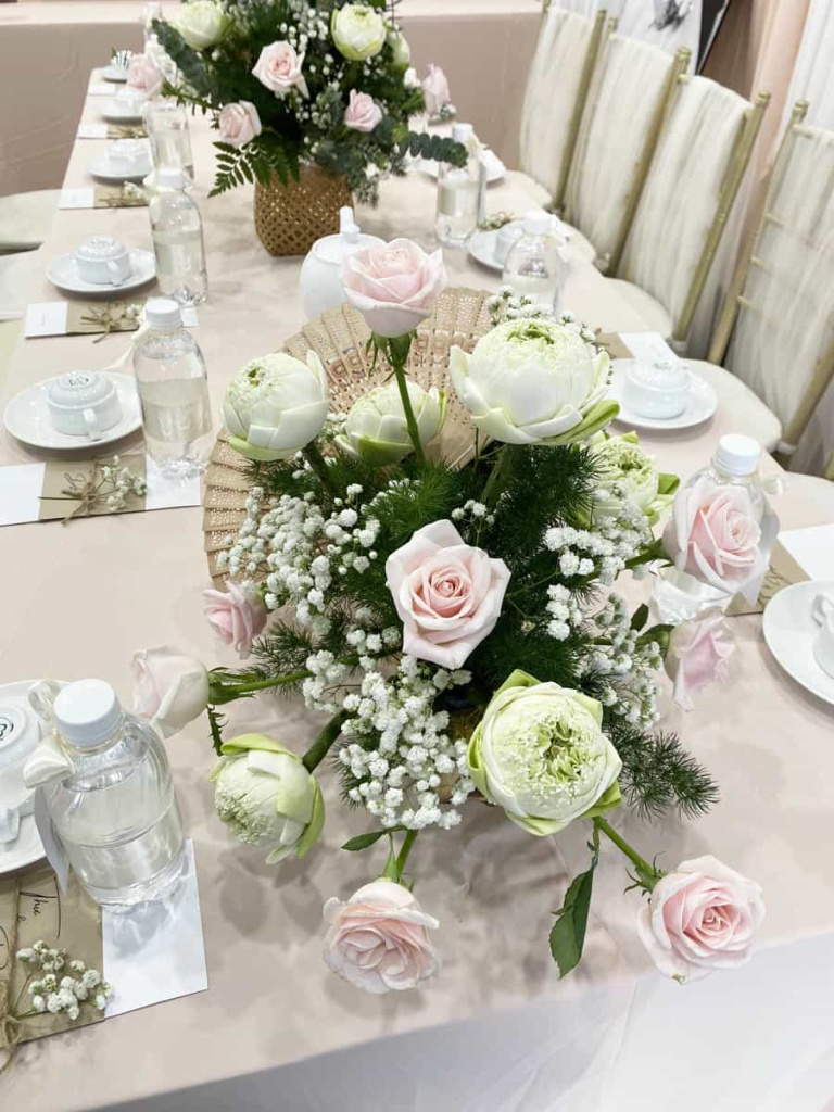 cuoihoidangkhoa-giatientonehong02