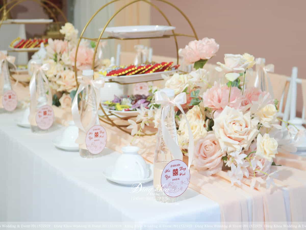 cuoihoidangkhoa-giatientonehong17