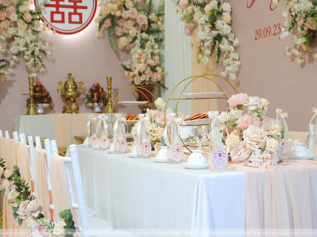 cuoihoidangkhoa-giatientonehong17