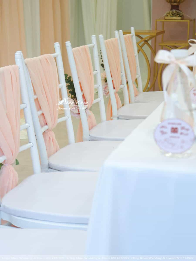 cuoihoidangkhoa-giatientonehong17