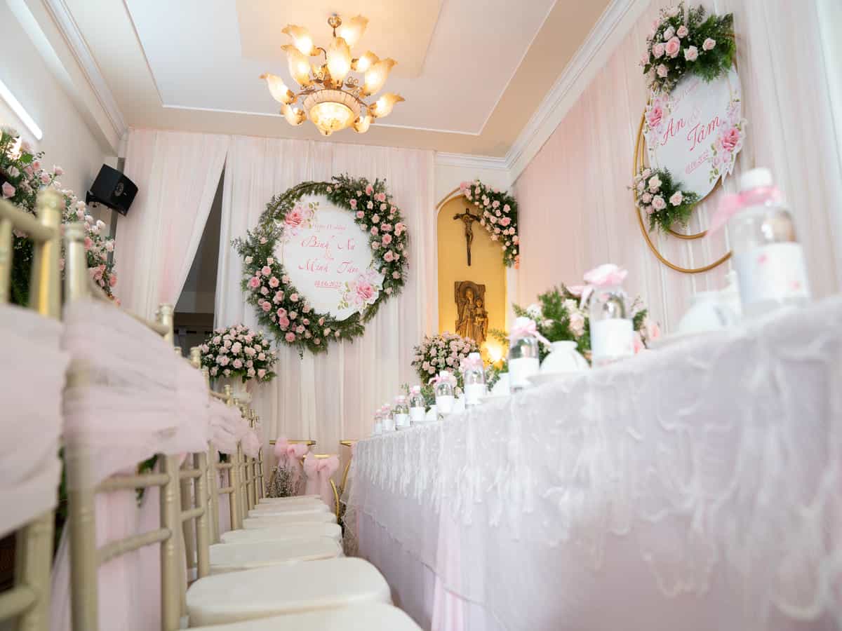 cuoihoidangkhoa-giatientonehong34