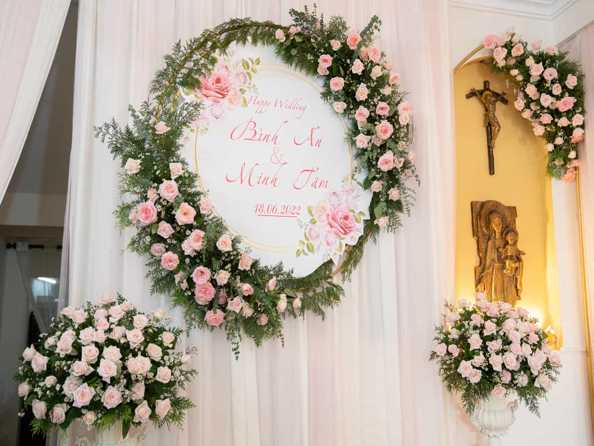 cuoihoidangkhoa-giatientonehong34