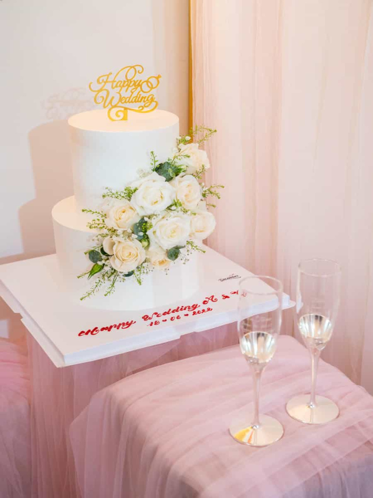 cuoihoidangkhoa-giatientonehong34