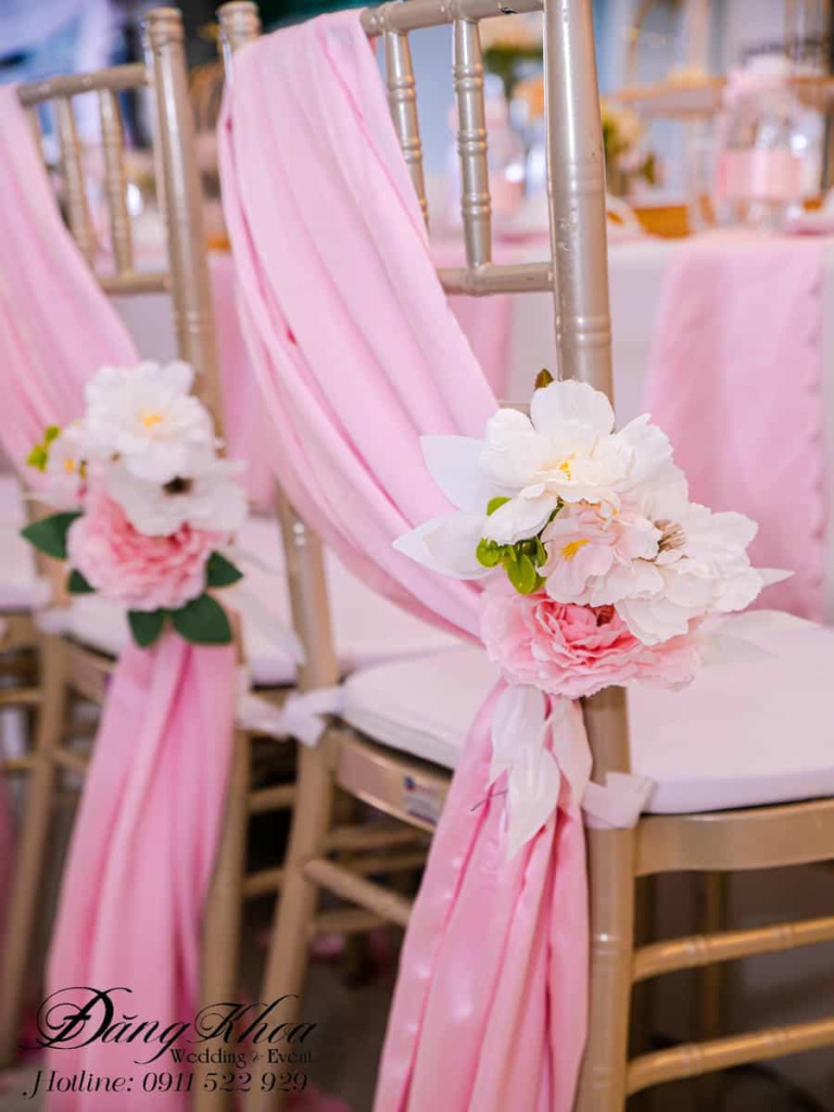 cuoihoidangkhoa-giatientonehong38