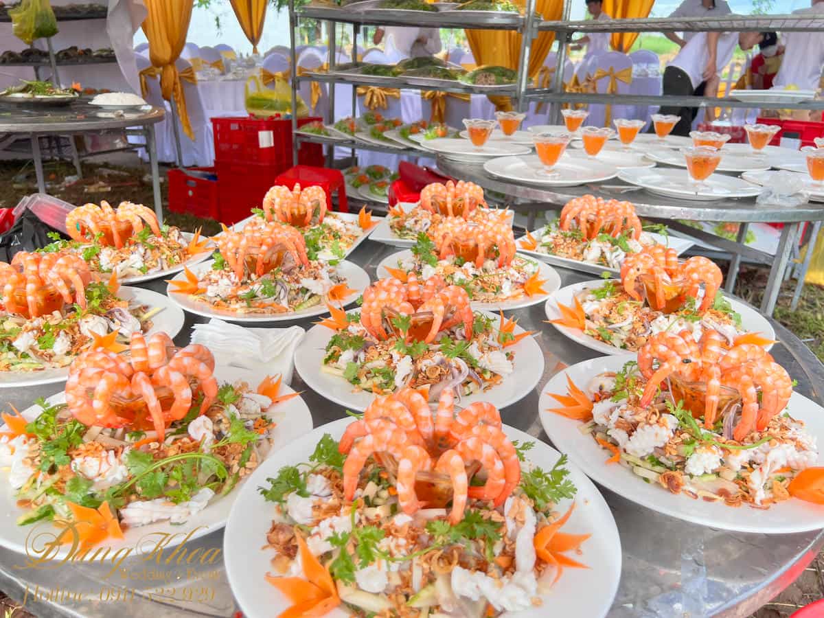 cuoihoidangkhoa-goingosentomthit