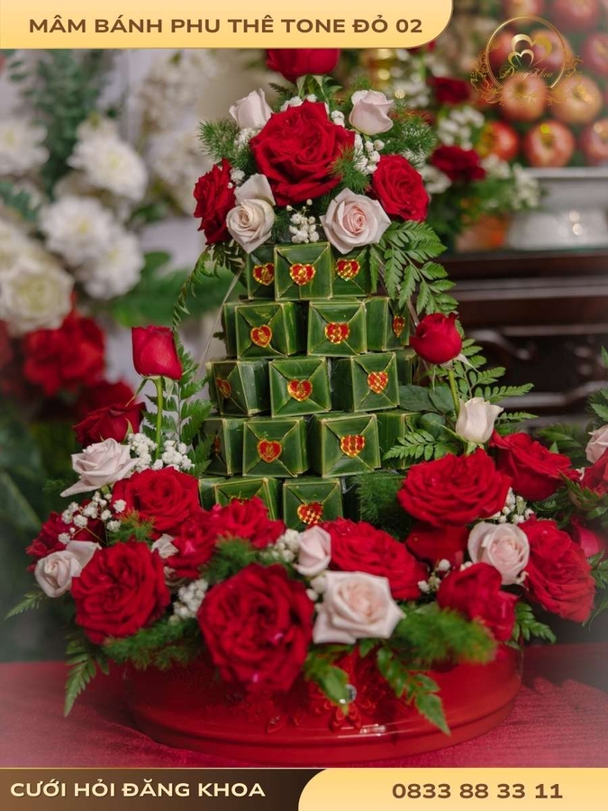 Mâm bánh phu thê & hoa tươi tone đỏ 02