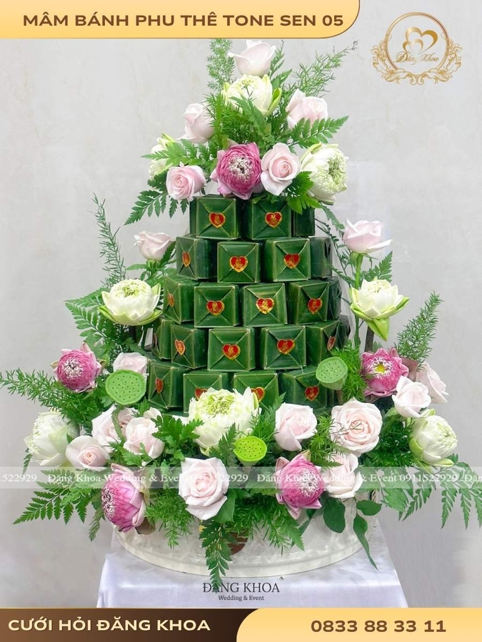 Mâm bánh phu thê & hoa tươi tone sen 05