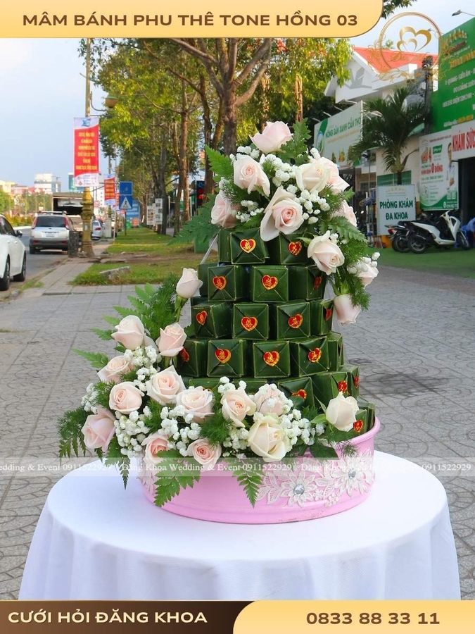 cuoihoidangkhoa-mambanhphuthuehoatuoitonehong03