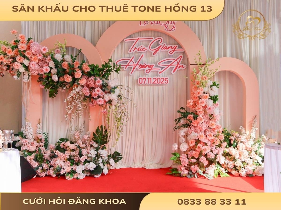 Sân khấu cho thuê tone hồng 13