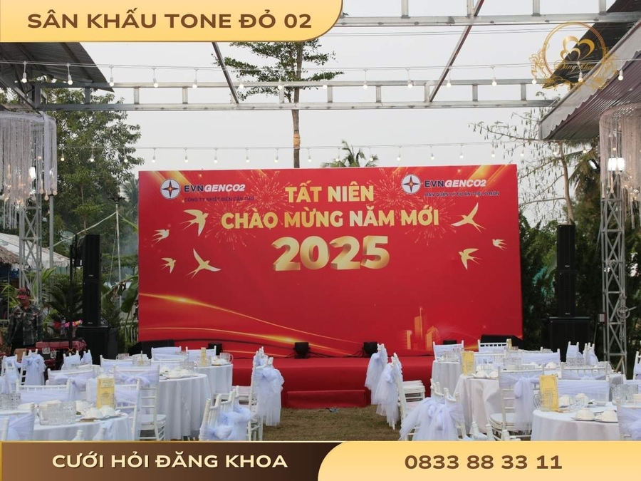 Sân khấu tone đỏ 02