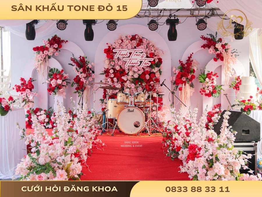 Sân khấu tone đỏ 15