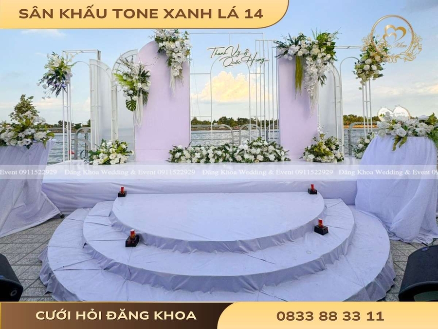 Sân khấu tone xanh lá 14