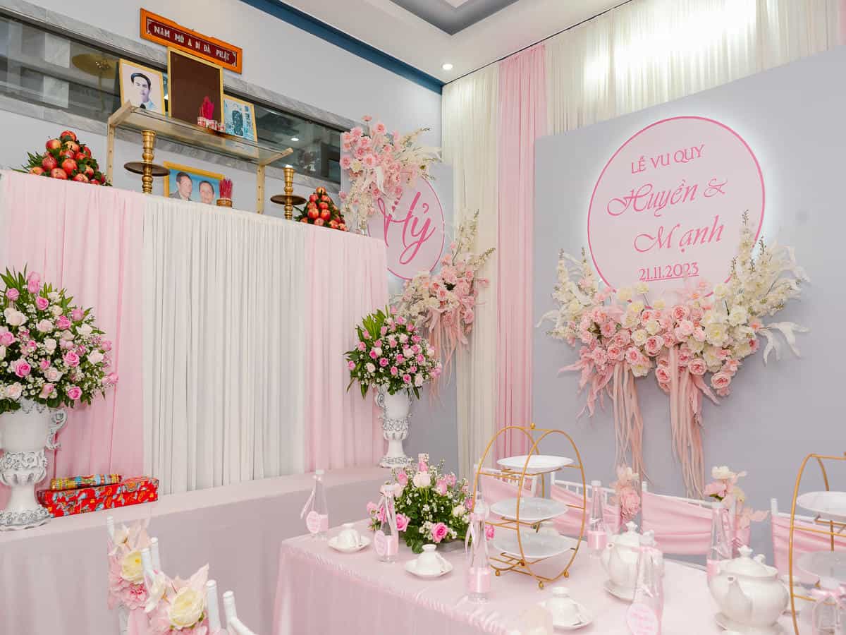 cuoihoidangkhoa-giatientonehong11