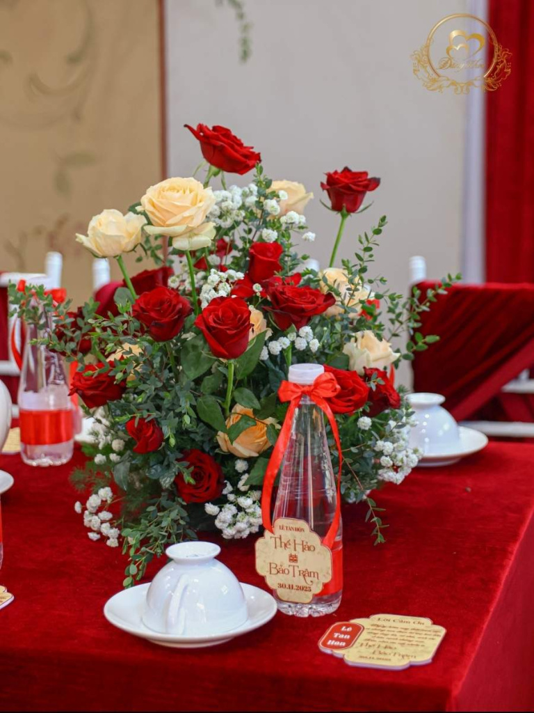 cưới hỏi đăng khoa - hoa tươi kết hợp hoa lụa cao cấp