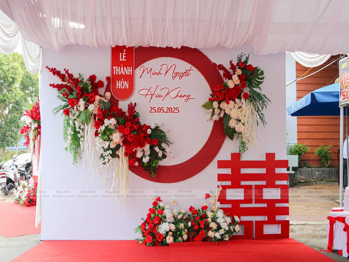 cuoihoidangkhoa-backdropdotrangcodien