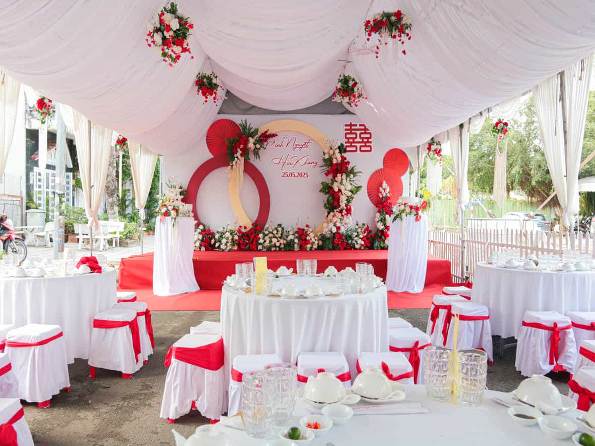 cuoihoidangkhoa-sankhautonedotrang