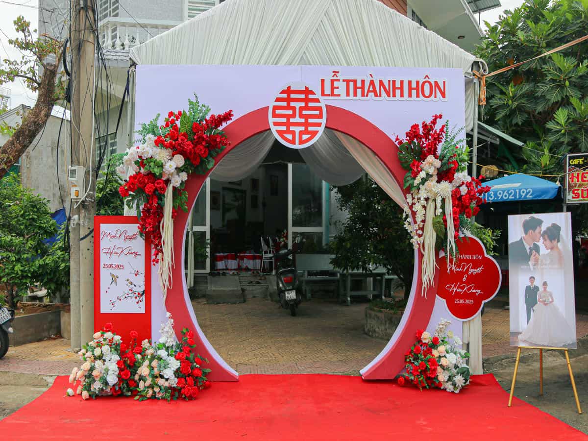 cuoihoidangkhoa-conghoatonedotrang