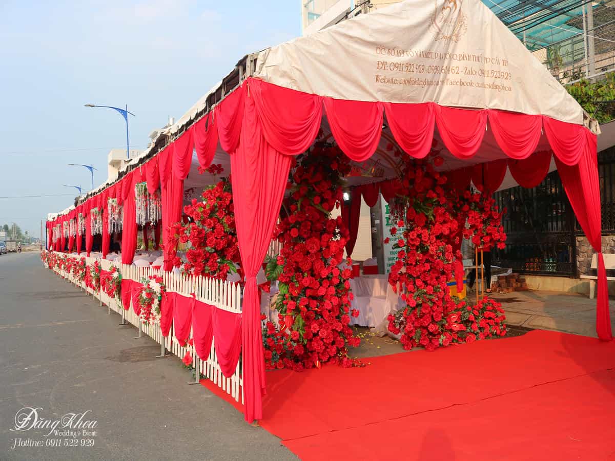 cuoihoidangkhoa-nhakhach