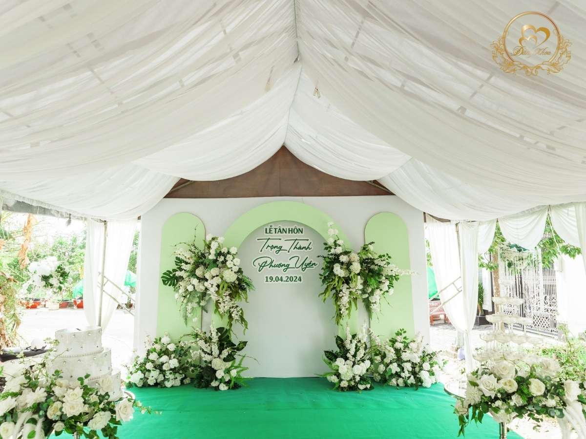 cưới hỏi đăng khoa - sân khấu tone trắng xanh