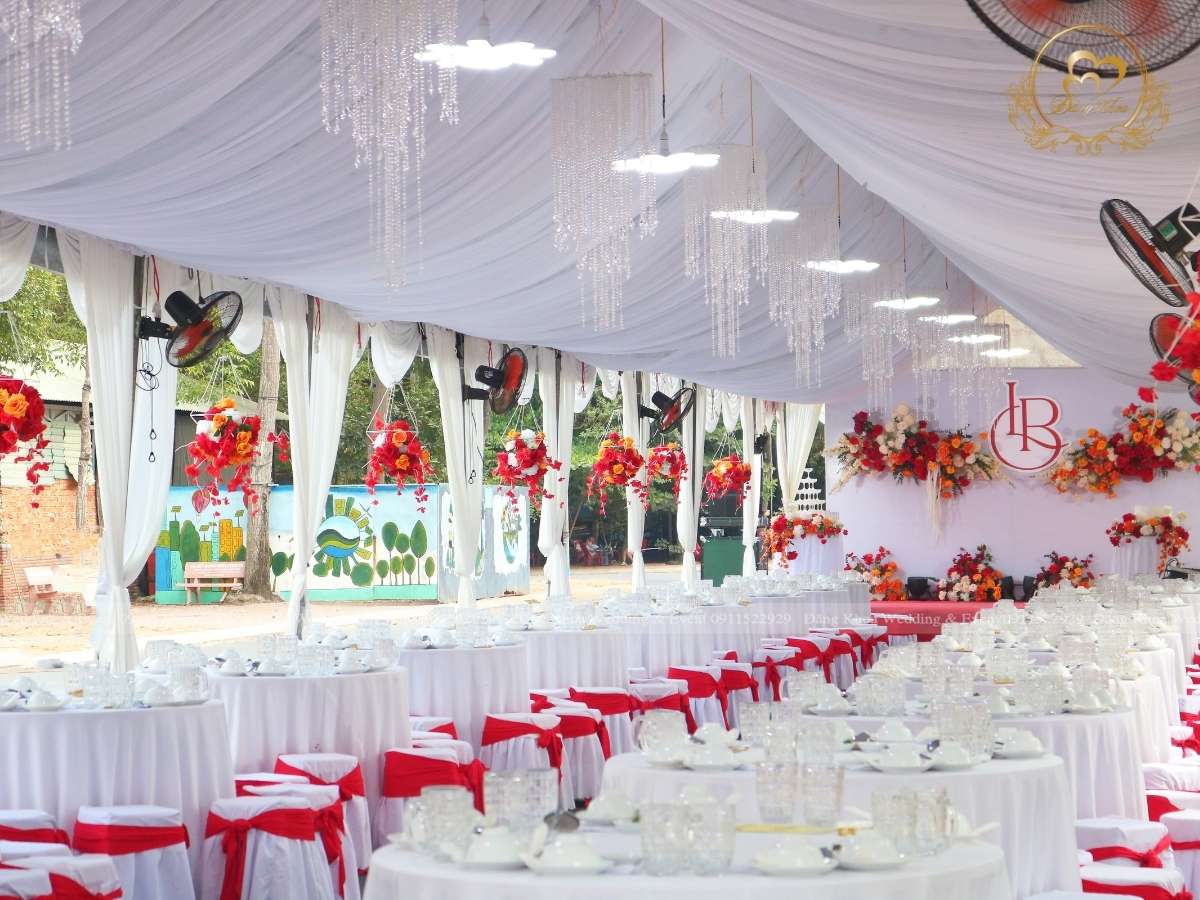 cưới hỏi đăng khoa - bàn ghế