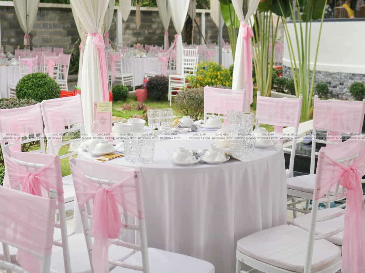 cưới hỏi đăng khoa - bàn ghế