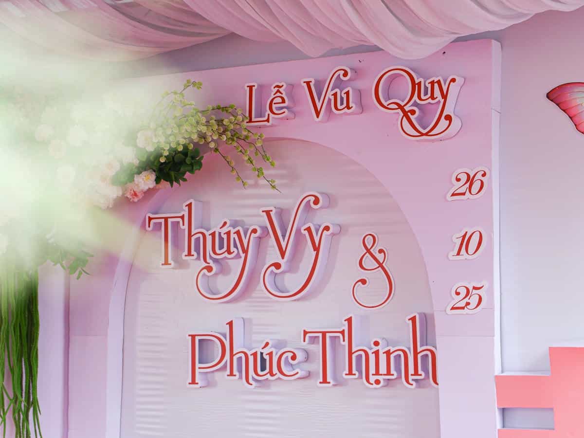 cuoihoidangkhoa-tencodauchurehongpastel