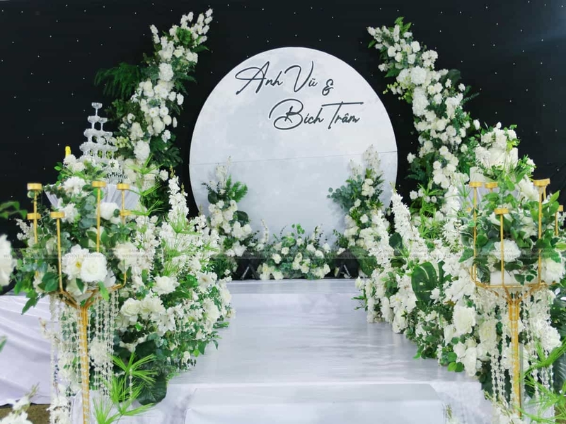 ẢNH TIỆC CƯỚI NGOÀI TRỜI - ANH VŨ & BÍCH TRÂM