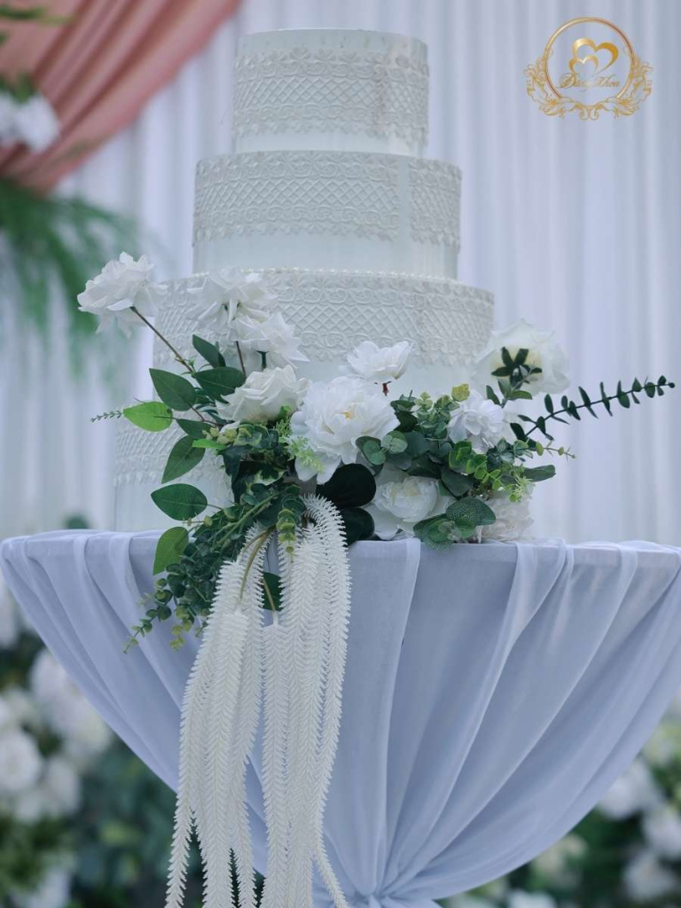 cuoihoidangkhoa-thapbanhkem