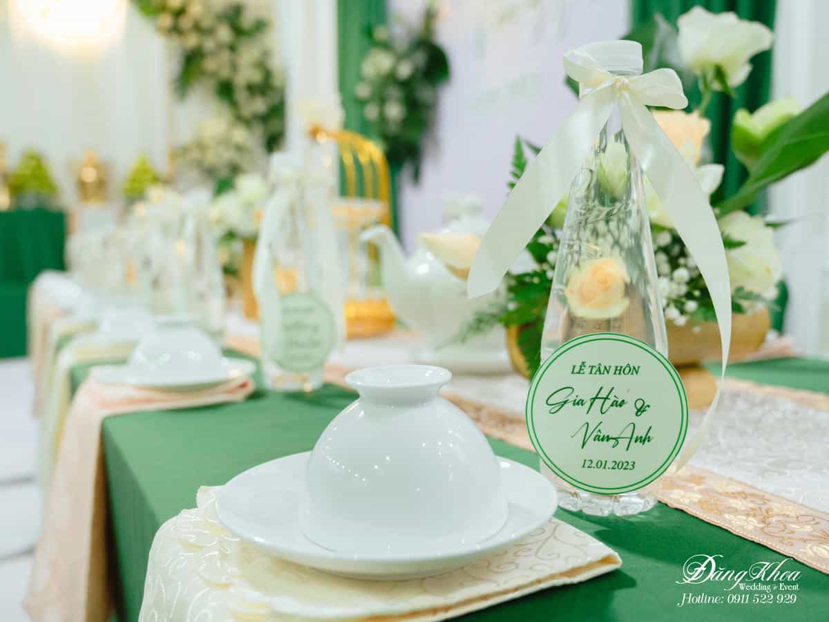 cuoihoidangkhoa-giatientonesenxanhladam