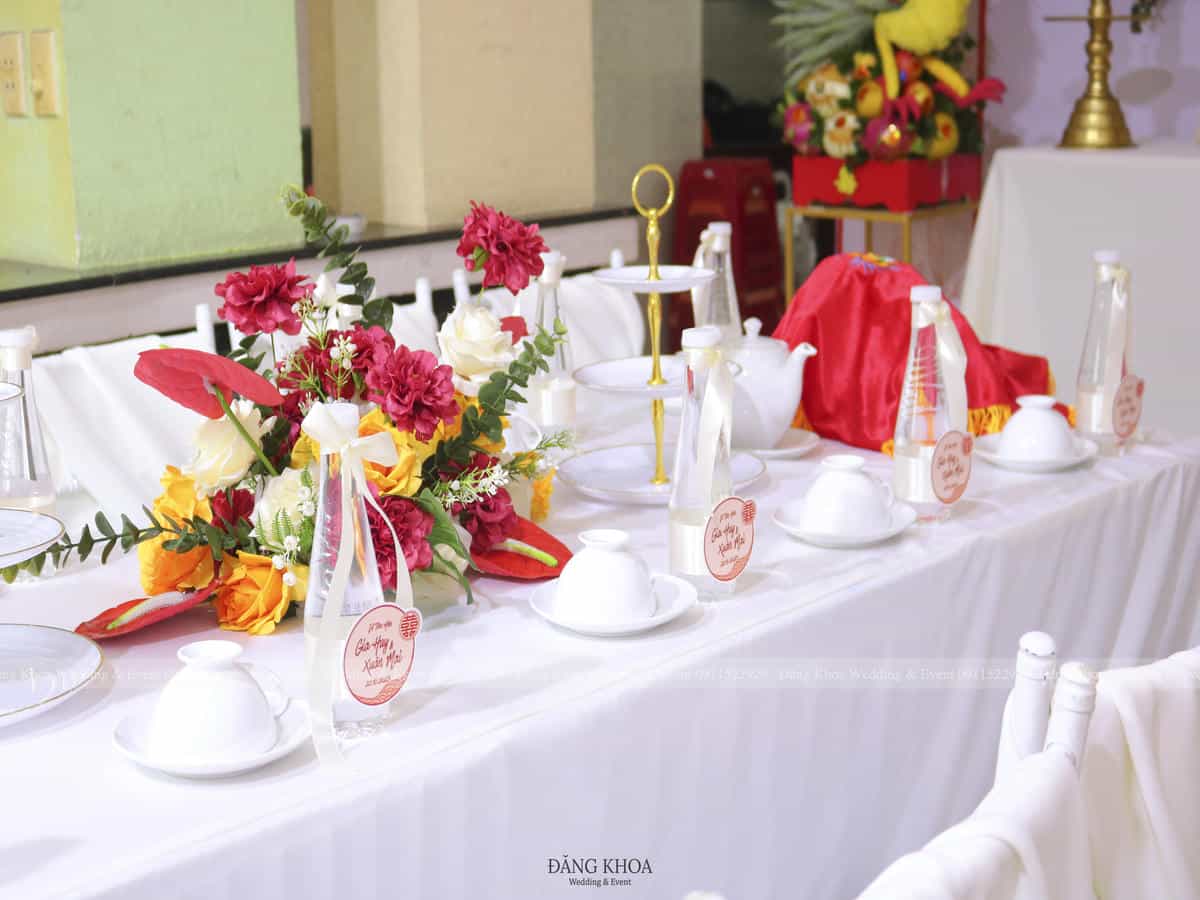 cuoihoidangkhoa-giatientonedotrang