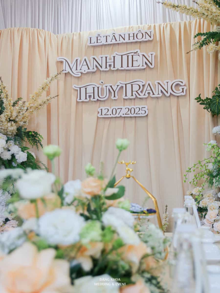 cuoihoidangkhoa-giatientonevangkem03