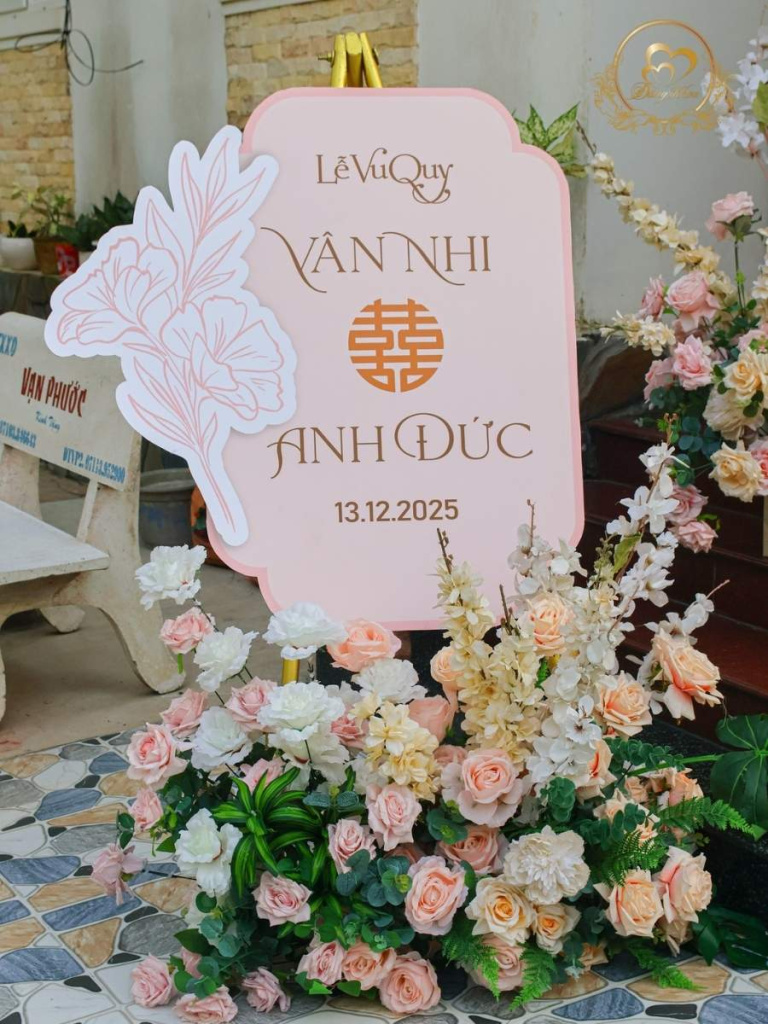 cuoi-hoi-dang-khoa-bang-ten-le-vu-quy