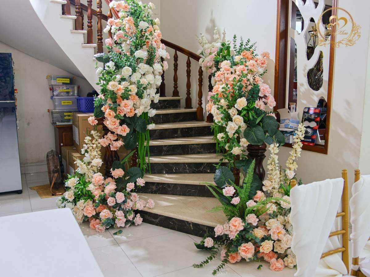 cuoi-hoi-dang-khoa-gia-tien-tone-cam-dao-01