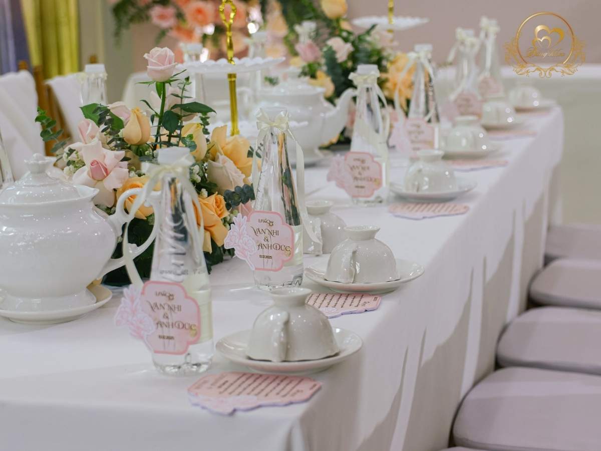 cuoi-hoi-dang-khoa-gia-tien-tone-cam-dao-01