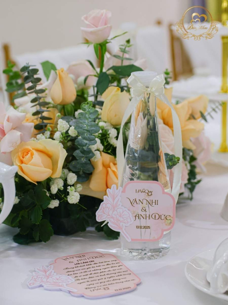 cuoi-hoi-dang-khoa-gia-tien-tone-cam-dao-01