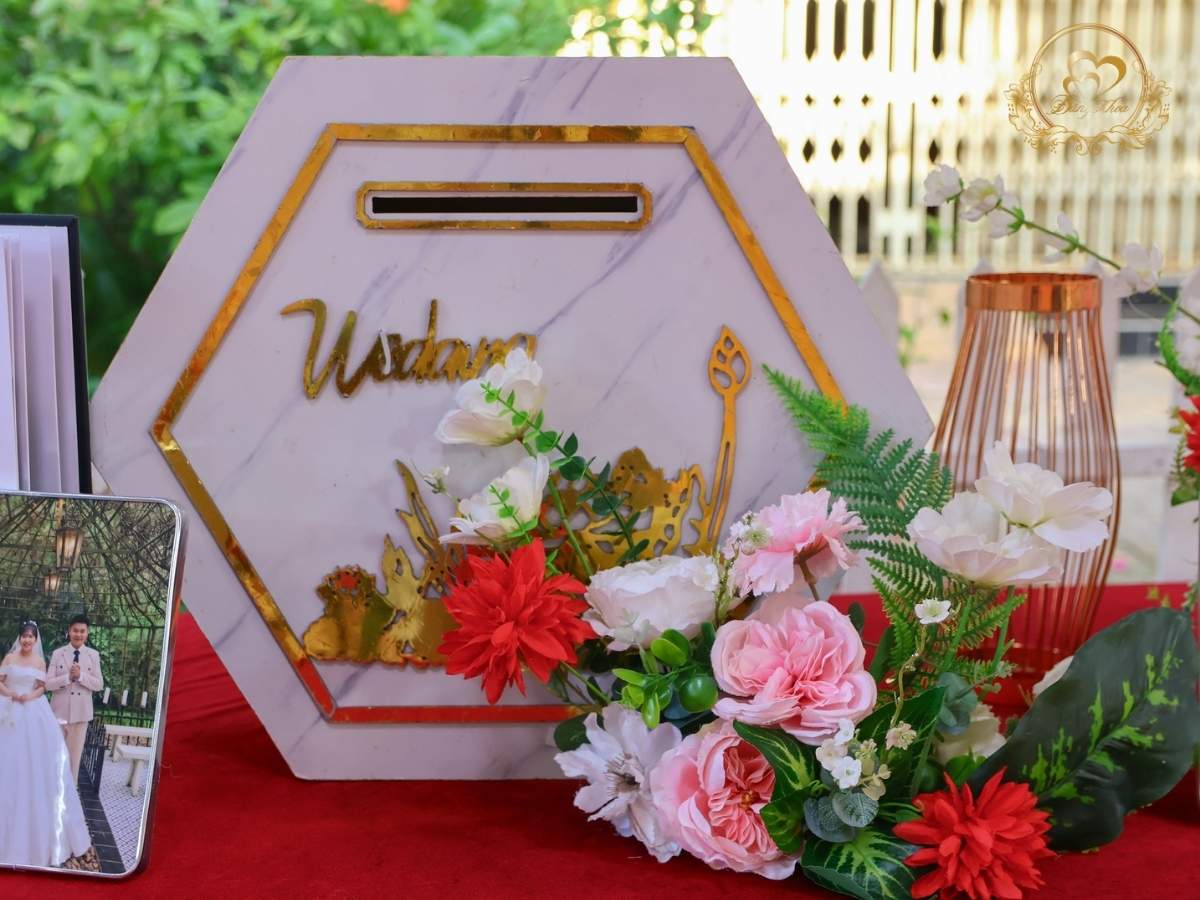 cuoi-hoi-dang-khoa-ban-gallery-thung-tien