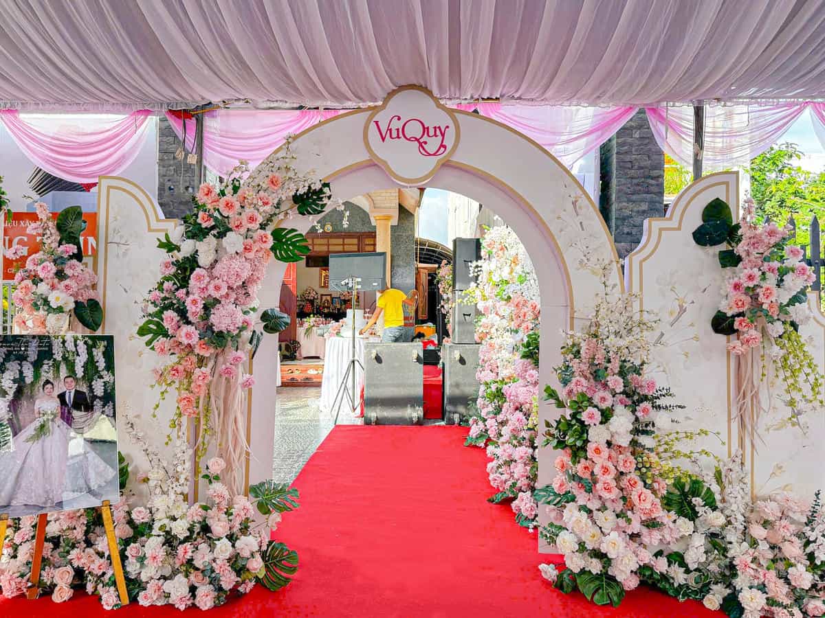 cuoihoidangkhoa-conghoatonehong