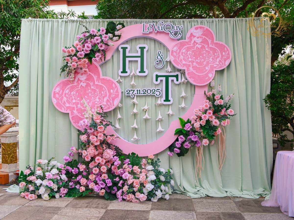 cuoihoidangkhoa-backdropphongchuphinhtonexanhmint