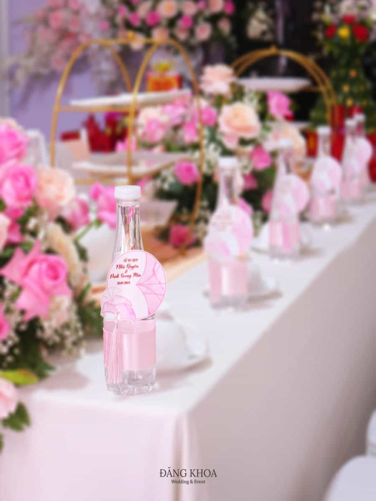 cuoihoidangkhoa-giatientonehong25